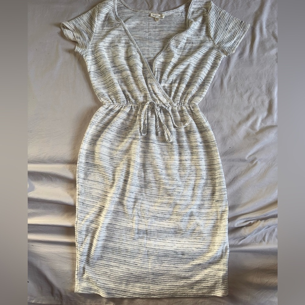 Striped Gray Light Knit Dress. Size L